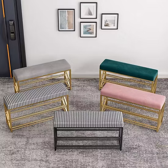 Zapateros de lujo ligeros modernos con marco de metal y gabinete de estante de zapatos de sala de estar con banco suave